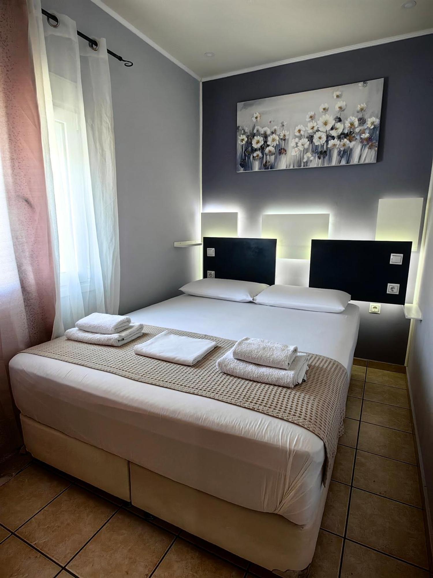 Nina Apartment Chania  Ngoại thất bức ảnh