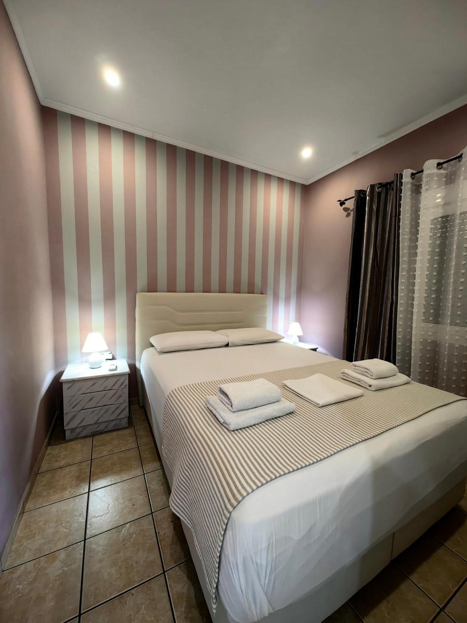 Nina Apartment Chania  Ngoại thất bức ảnh